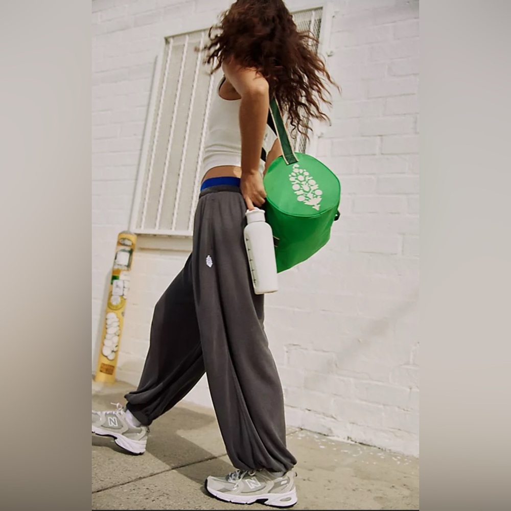 Free people good sport duffle bag green nwt